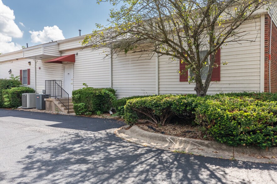 640 S Walker St, Bloomington, IN à vendre - Photo de l’immeuble – Image 3 sur 34
