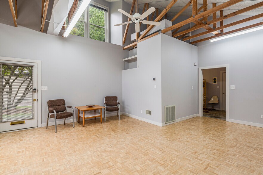 618 W Magnolia Ave, Louisville, KY à louer - Photo intérieure – Image 1 sur 12