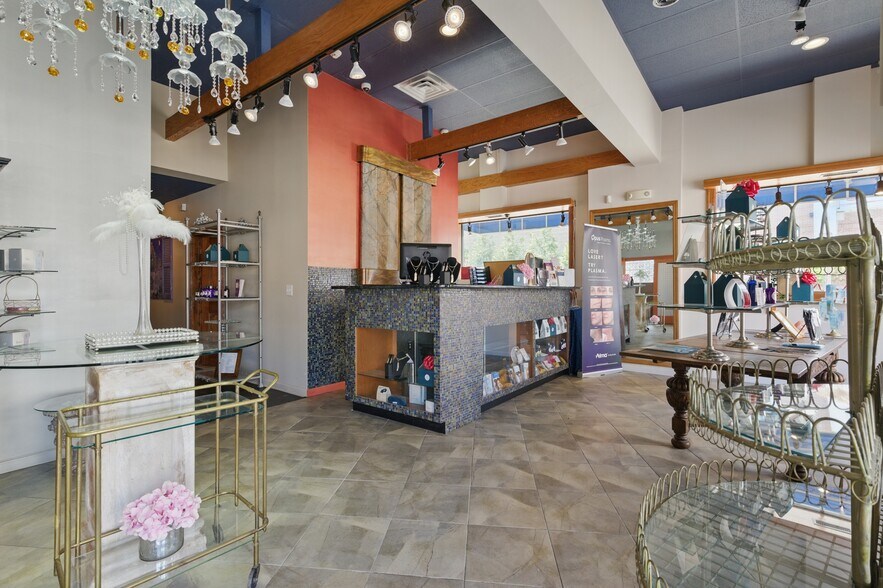 267 Main St, Nyack, NY à louer - Photo de l’immeuble – Image 1 sur 39