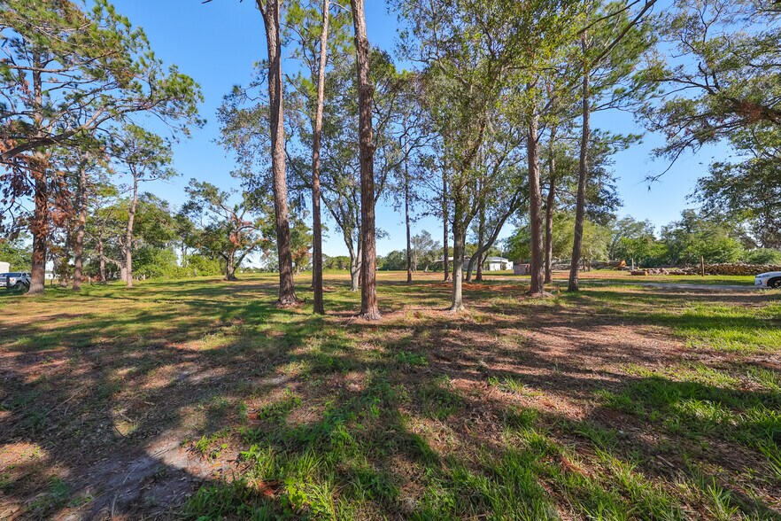 1512 21st Ave SE, Ruskin, FL à vendre - Photo de l’immeuble – Image 3 sur 20
