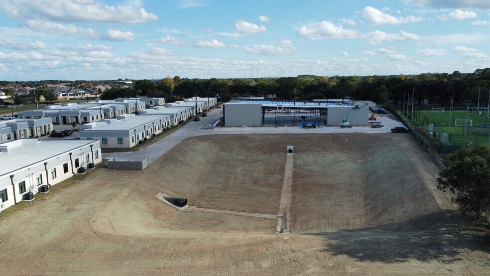 26717 Westheimer Pky, Katy, TX à vendre - Photo de l’immeuble – Image 3 sur 9