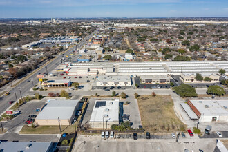 4219-4227 Gatecrest, San Antonio, TX - VUE AÉRIENNE  vue de carte