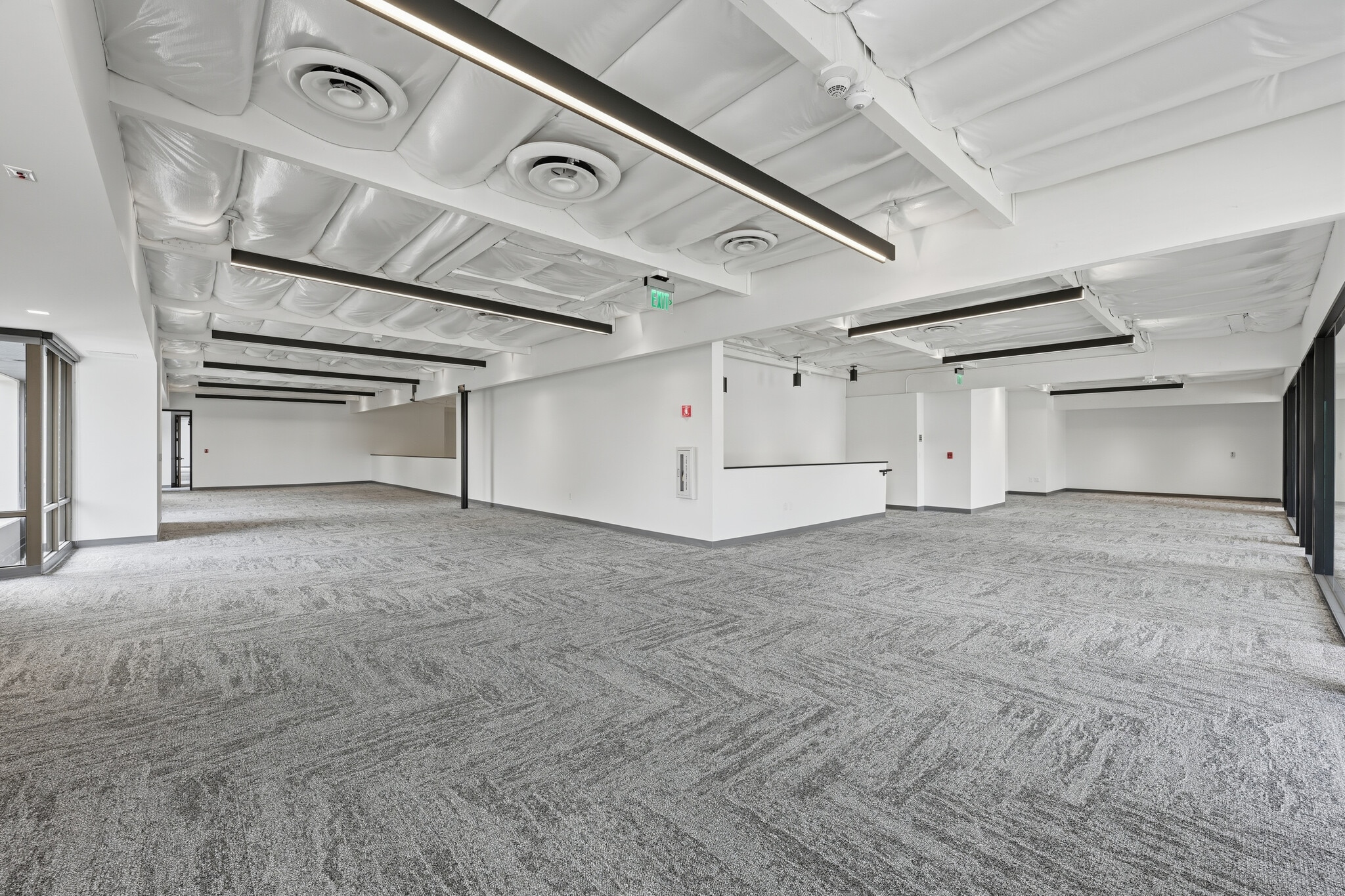 11555 Sorrento Valley Rd, San Diego, CA à louer Photo intérieure– Image 1 sur 11