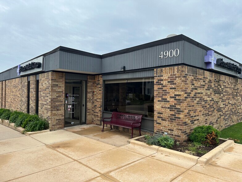 4900 Main St, Downers Grove, IL à louer - Photo de l’immeuble – Image 1 sur 10