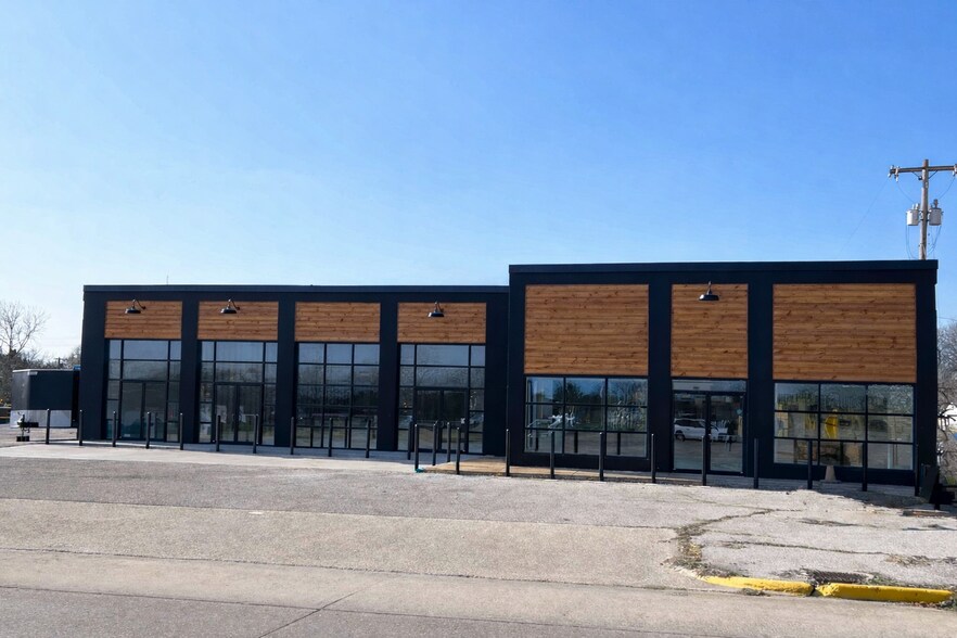 807 N Commerce St, Ardmore, OK à louer - Photo principale – Image 1 sur 4