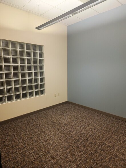 1101 Broadway St, Vancouver, WA à louer - Photo intérieure – Image 2 sur 16