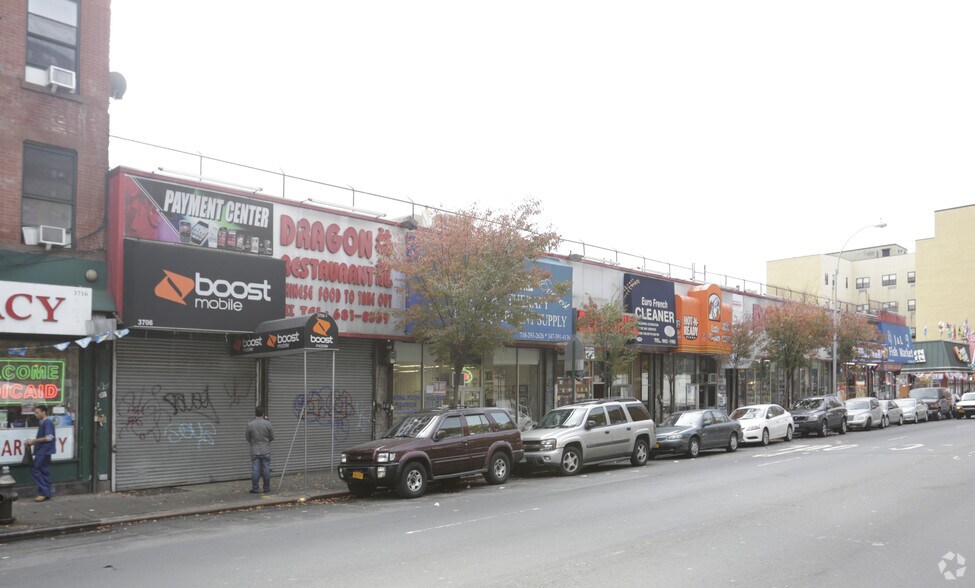 3706 3rd Ave, Bronx, NY à louer - Photo de l’immeuble – Image 2 sur 2