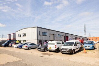 Plus de détails pour Salisbury Rd, Uxbridge - Industriel/Logistique à vendre