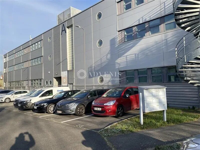 Bureau dans Ivry-sur-Seine à louer Photo de l’immeuble– Image 1 sur 7