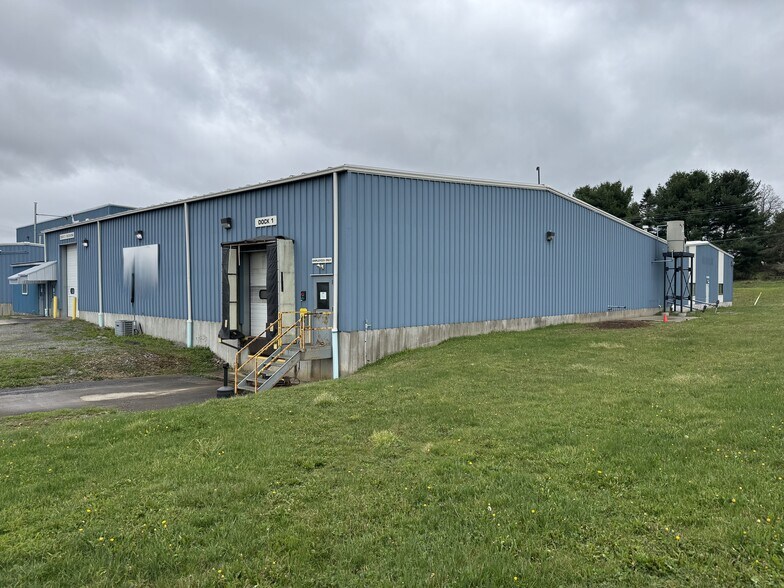 2190 Montmorenci Rd, Ridgway, PA à louer - Photo de l’immeuble – Image 2 sur 17