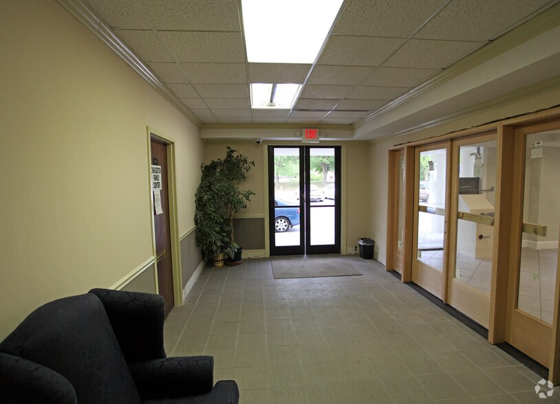 4 Carriage Ln, Charleston, SC à louer - Hall d’entrée – Image 2 sur 7