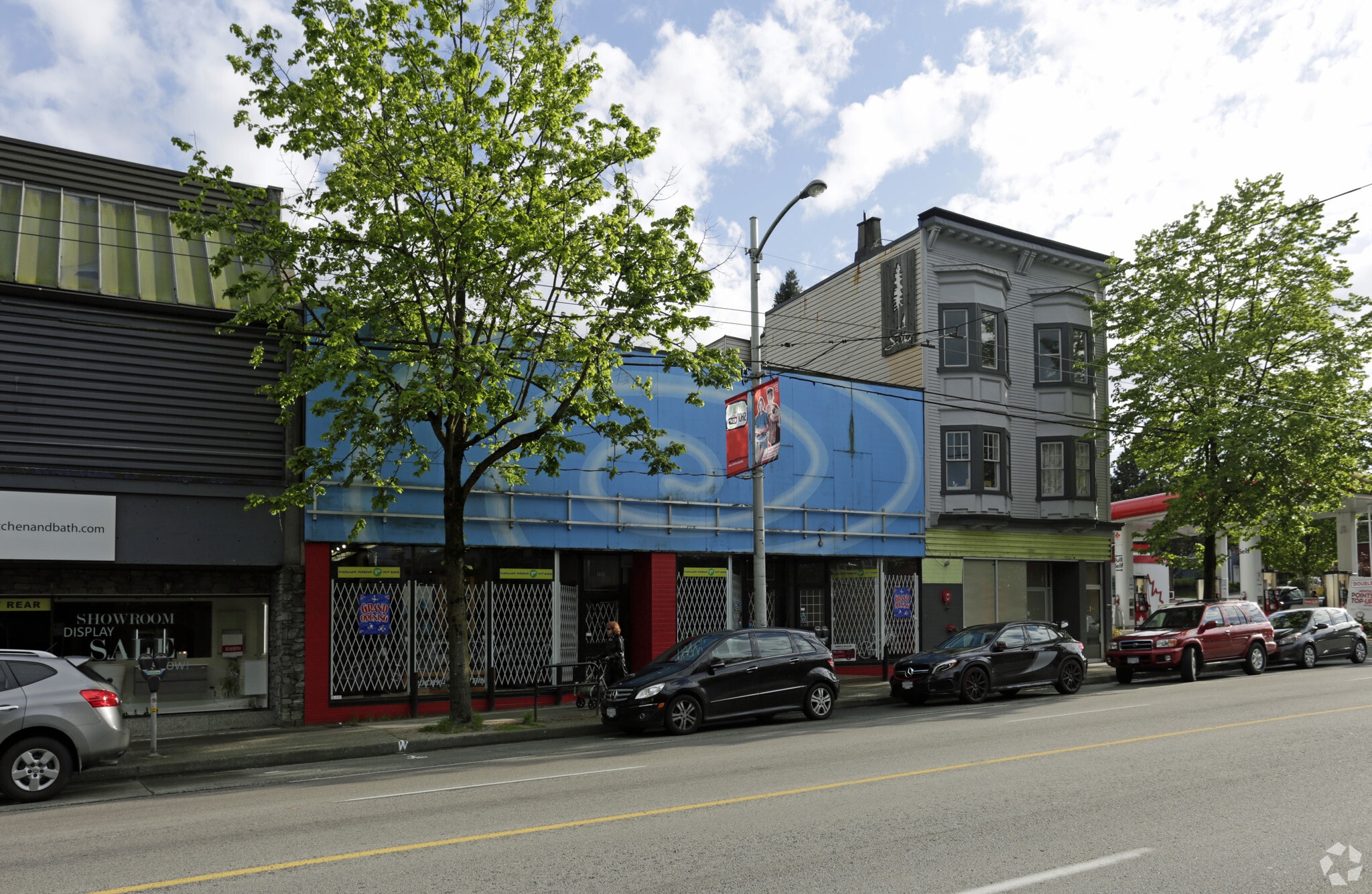 1856 W 4th Ave, Vancouver, BC à louer Photo principale– Image 1 sur 5