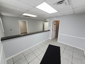 1606 Aber Rd, Orlando, FL à vendre Photo intérieure– Image 1 sur 14