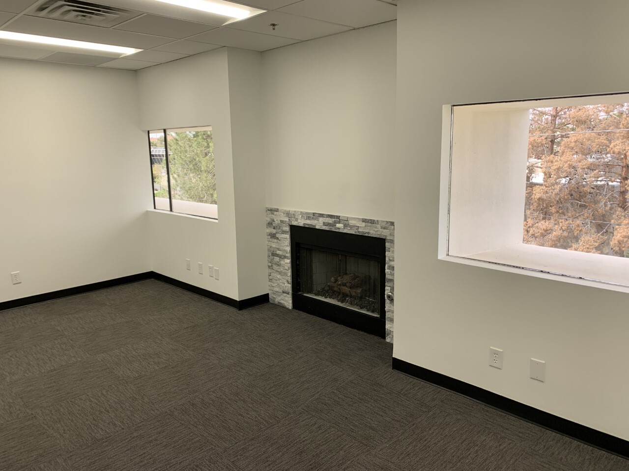 2080 E Flamingo Rd, Las Vegas, NV à louer Photo intérieure– Image 1 sur 6