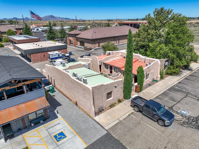 7592 E Palo Verde St, Prescott Valley, AZ à vendre - Photo de l’immeuble – Image 3 sur 11