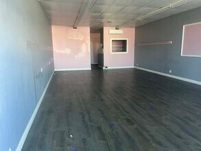7431-7451 Cerritos Ave, Stanton, CA à louer Photo intérieure– Image 2 sur 5