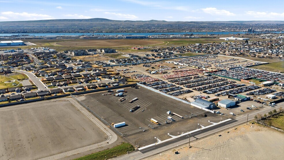 TBD E Lewis Place, Pasco, WA à vendre - Aérien – Image 2 sur 8