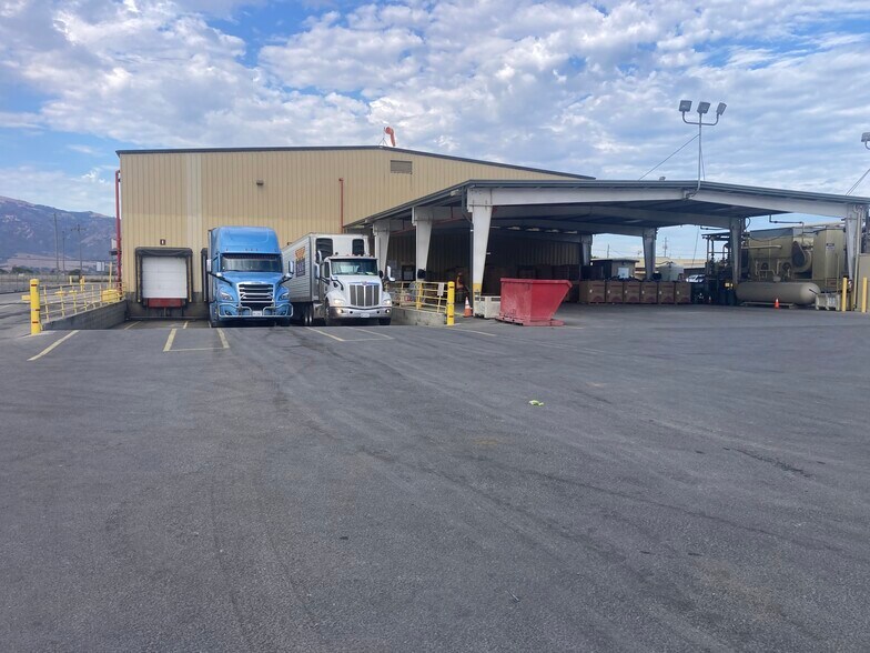 483 El Camino Real S, Salinas, CA à louer - Photo de l’immeuble – Image 2 sur 11