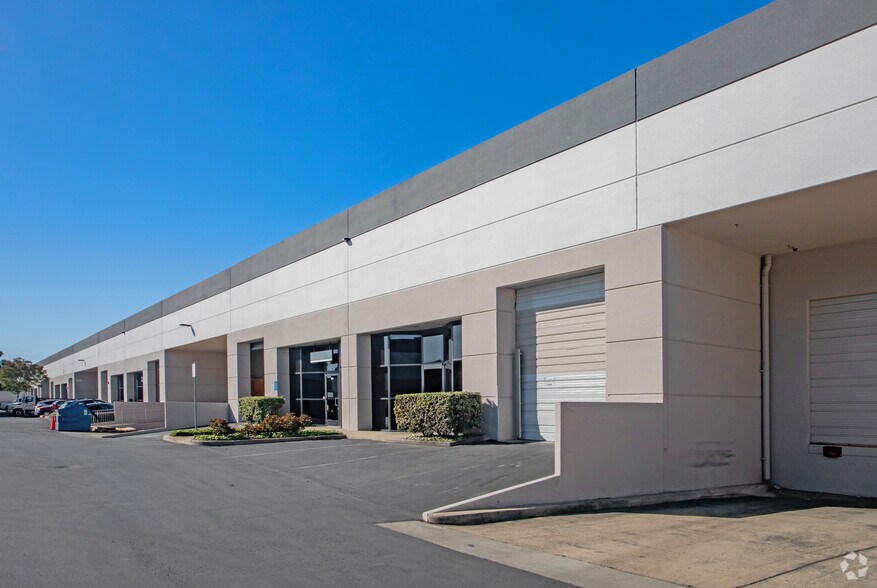 1030 Commercial St, San Jose, CA à louer - Photo de l’immeuble – Image 3 sur 5