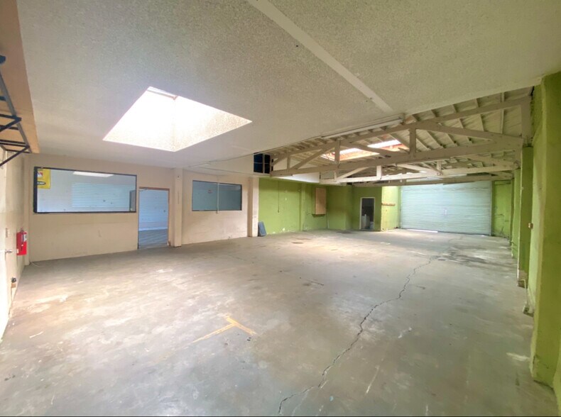 1505-1507 S Oxnard Blvd, Oxnard, CA à vendre - Photo de l’immeuble – Image 2 sur 16