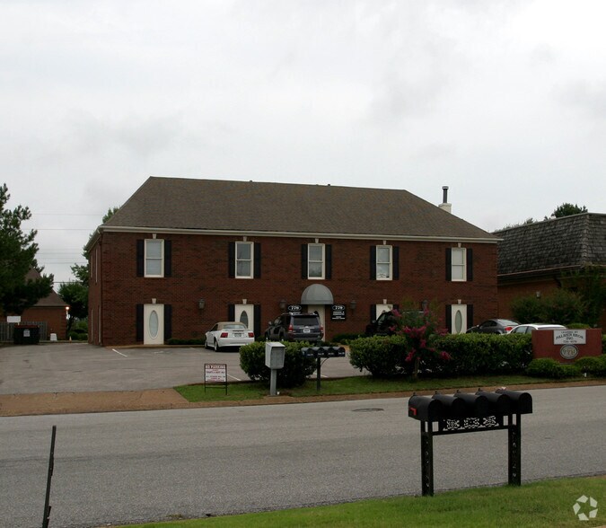 779 Walnut Knoll Ln, Cordova, TN à vendre - Photo de l’immeuble – Image 2 sur 9
