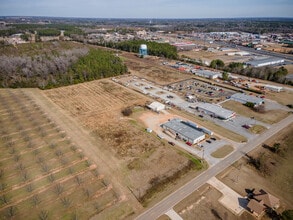 420 Valley Dr, Perry, GA - Vue aérienne  vue de carte - Image1
