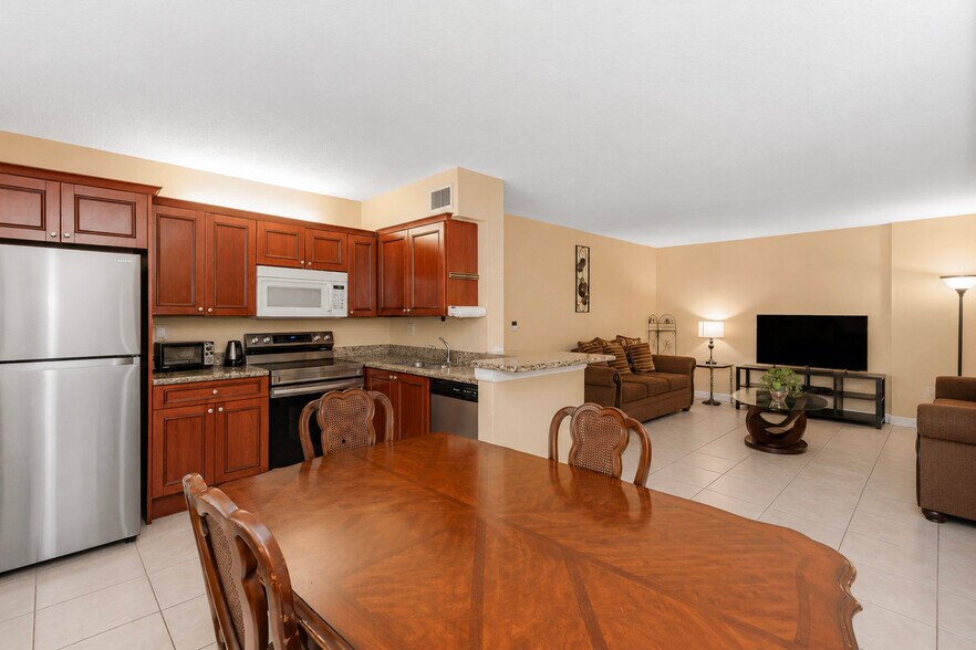 4263 NW 115th Ave, Coral Springs, FL à vendre - Photo de l’immeuble – Image 3 sur 30