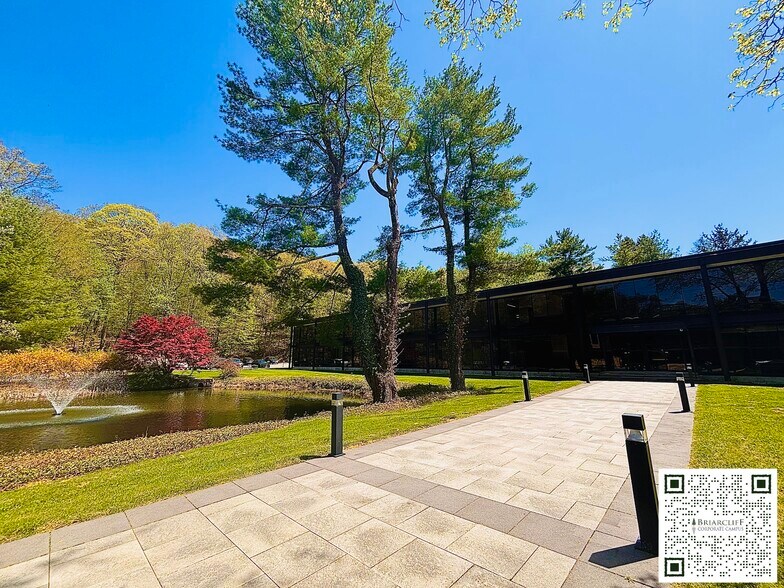 555 Pleasantville Rd, Briarcliff Manor, NY à louer - Photo de l’immeuble – Image 3 sur 14