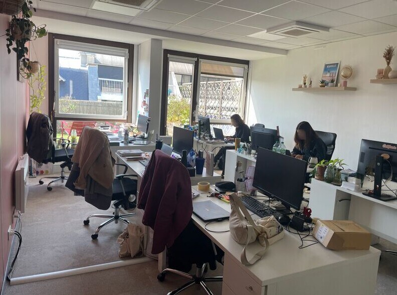 14-18 Rue Ballu, Paris à vendre - Photo de l’immeuble – Image 2 sur 4