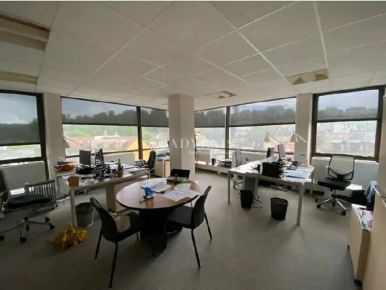 Bureau dans Saint-Cloud à louer - Photo intérieure – Image 3 sur 9
