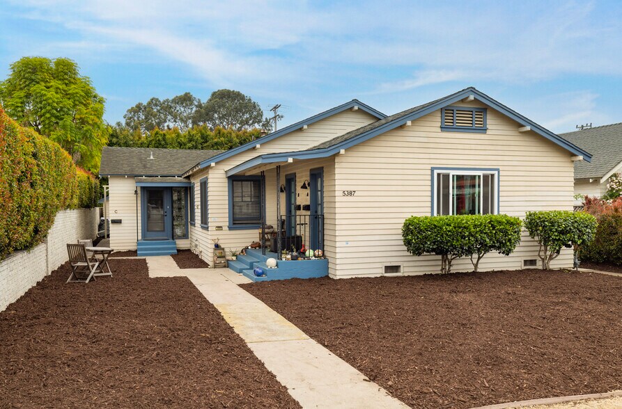 5387 8th St, Carpinteria, CA à vendre - Photo de l’immeuble – Image 2 sur 3