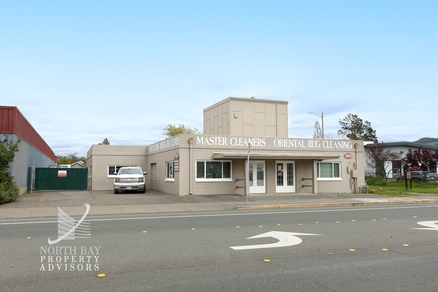 1320 Petaluma Hill Rd, Santa Rosa, CA à vendre - Photo de l’immeuble – Image 2 sur 16