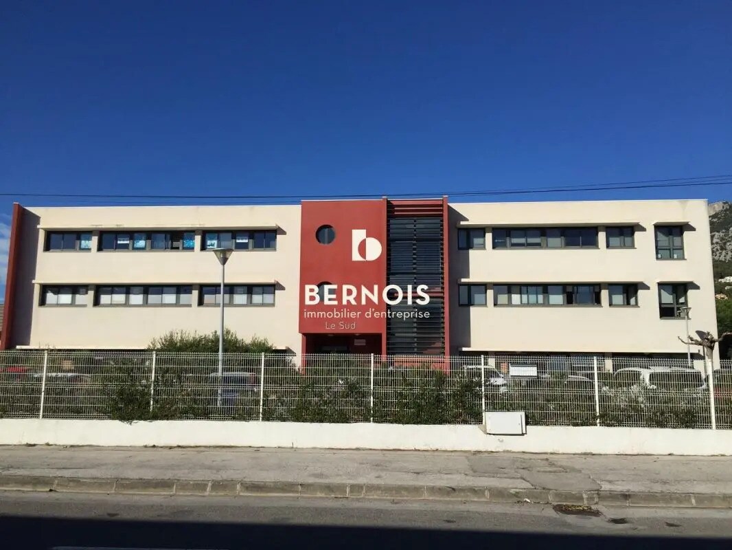 Bureau dans La Valette-du-Var à louer Photo de l’immeuble– Image 1 sur 7