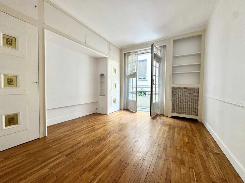 Bureau dans Lyon à louer - Photo de l’immeuble – Image 2 sur 9