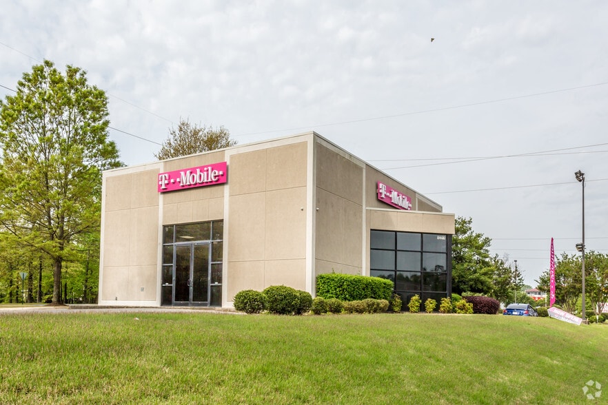 12211 W Markham, Little Rock, AR à louer - Photo principale – Image 1 sur 18