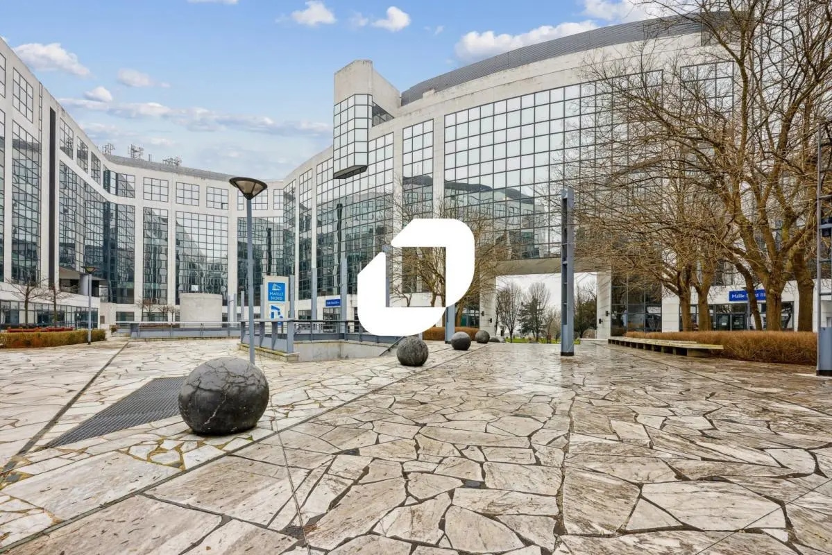 Bureau dans Noisy-le-Grand à vendre Photo de l’immeuble– Image 1 sur 15