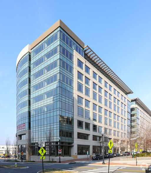 3550 S Clark St, Arlington, VA à vendre - Photo de l’immeuble – Image 3 sur 19