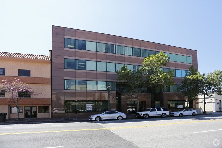 520 E Broadway, Glendale, CA à louer - Photo de l’immeuble – Image 3 sur 92