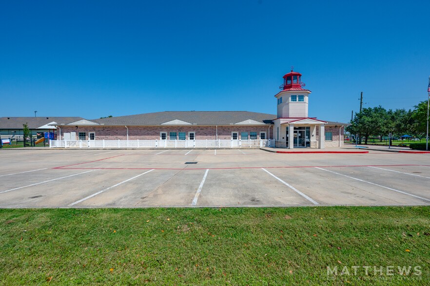 8525 Queenston Blvd, Houston, TX à vendre - Photo de l’immeuble – Image 2 sur 3