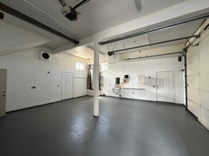 2125 S Broadway, Santa Maria, CA à louer Photo intérieure– Image 1 sur 3