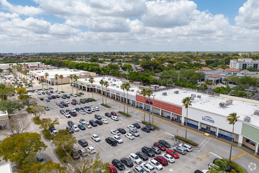 10101-10501 Pines Blvd, Pembroke Pines, FL à louer - Aérien – Image 3 sur 12