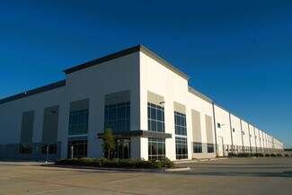 Plus de détails pour 9401 Hemphill St, Fort Worth, TX - Industriel/Logistique à louer