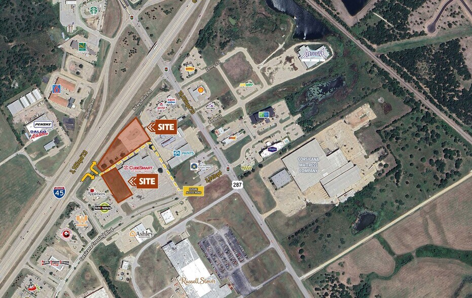316 Factory Outlet Dr, Corsicana, TX à louer - Aérien – Image 1 sur 2