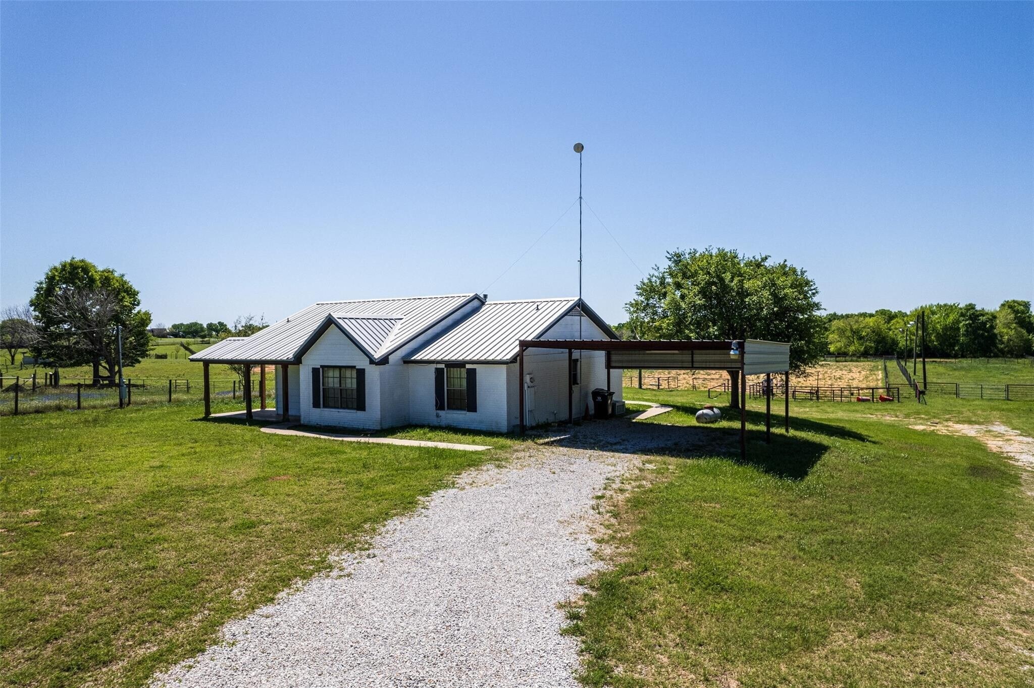 15534 Meadow Creek Rd, Hockley, TX à vendre Photo principale– Image 1 sur 20