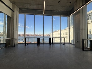 200 Kent Ave, Brooklyn, NY à louer Photo intérieure– Image 2 sur 9