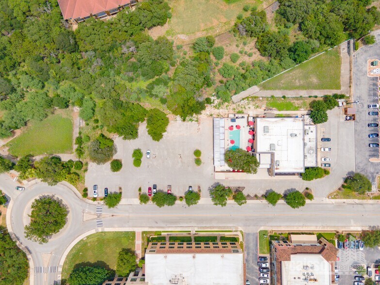 18326 Tuscany Stone, San Antonio, TX à vendre - Photo de l’immeuble – Image 2 sur 22