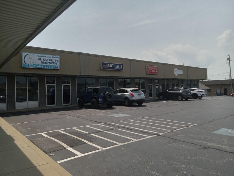 3810 S Highway 27, Somerset, KY à louer - Photo principale – Image 1 sur 12