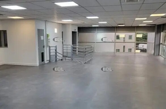 Bureau dans Champigny-sur-Marne à louer - Photo de l’immeuble – Image 2 sur 4