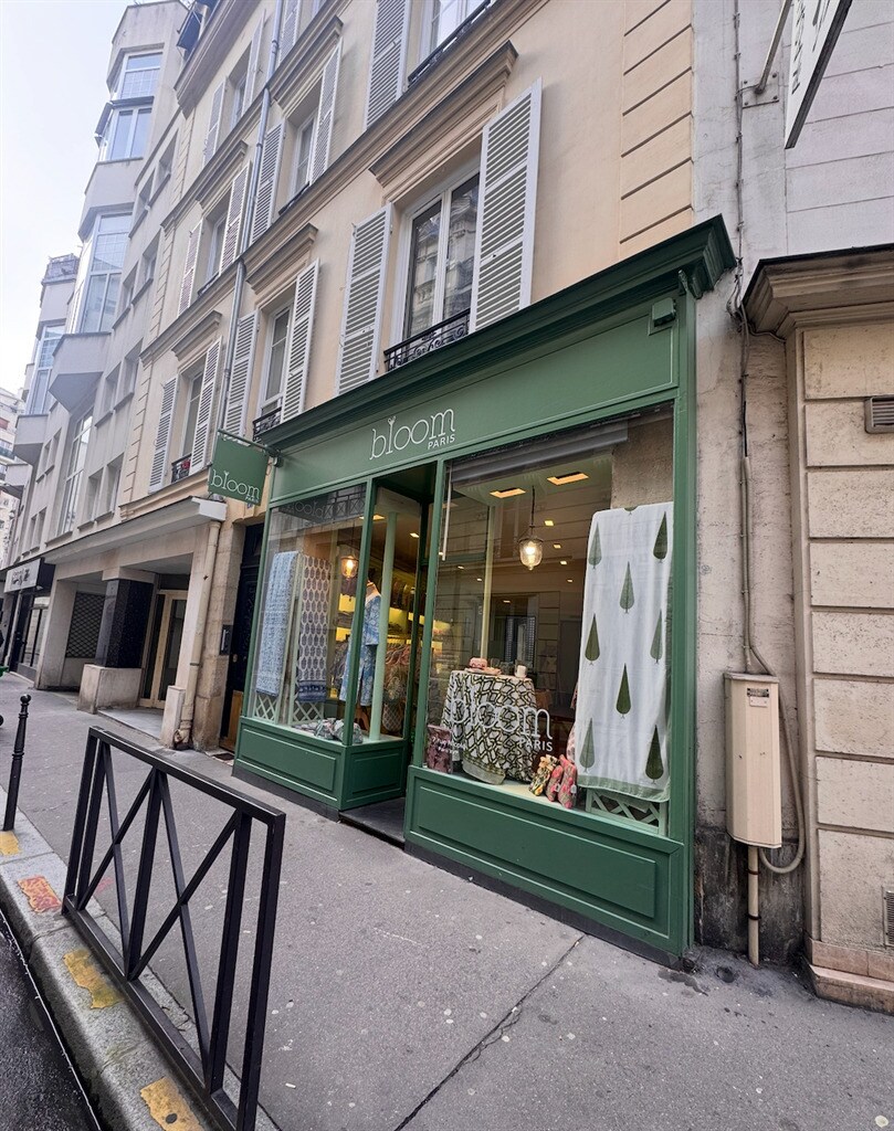 Local commercial dans Paris à louer Photo de l’immeuble– Image 1 sur 8