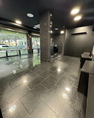 Plus de détails pour Local commercial à louer